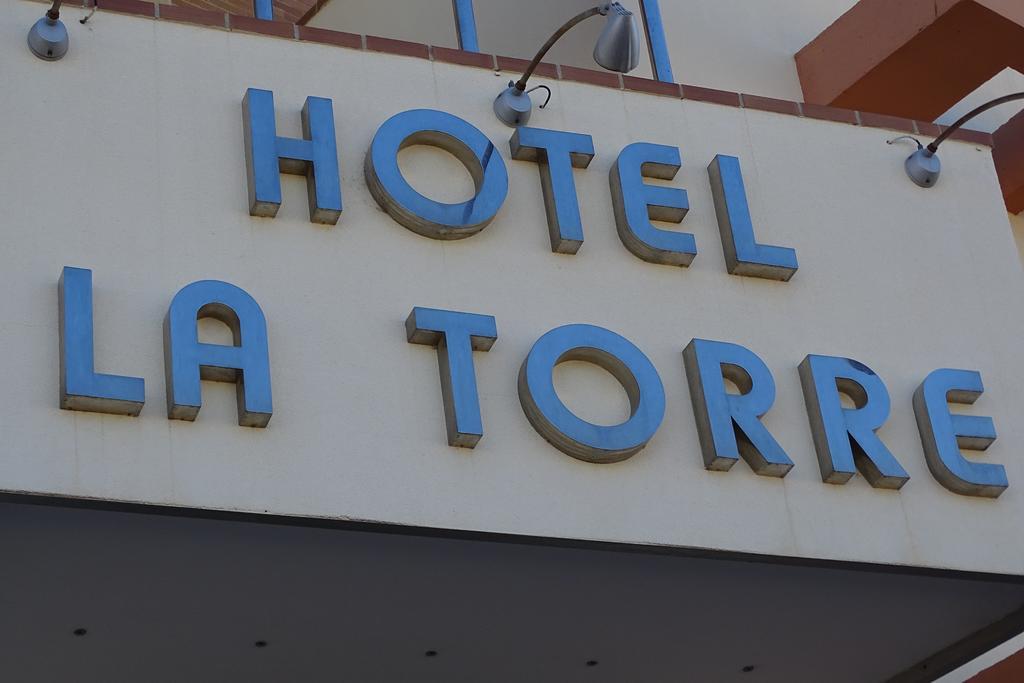 Hotel La Torre Лос-Монтесинос Экстерьер фото