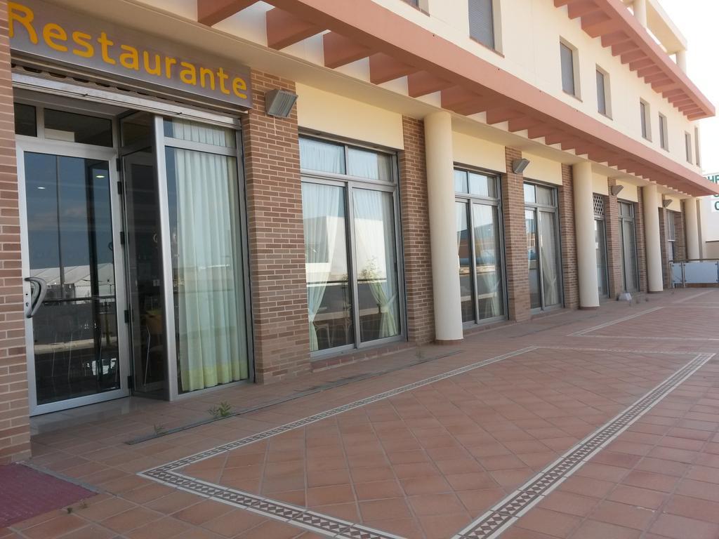 Hotel La Torre Лос-Монтесинос Экстерьер фото