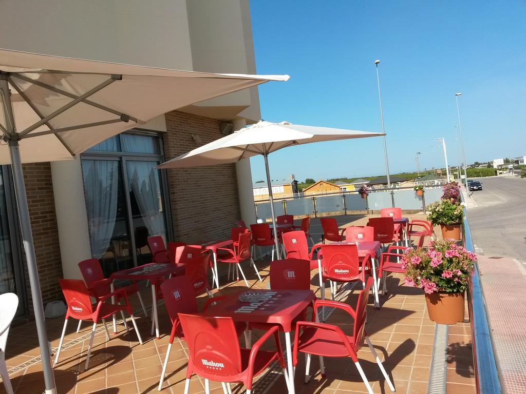 Hotel La Torre Лос-Монтесинос Экстерьер фото